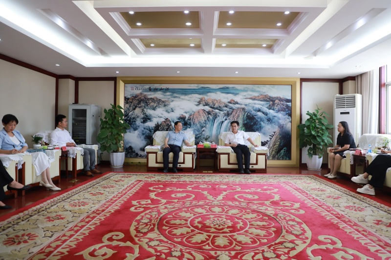 双方会谈(2).jpg